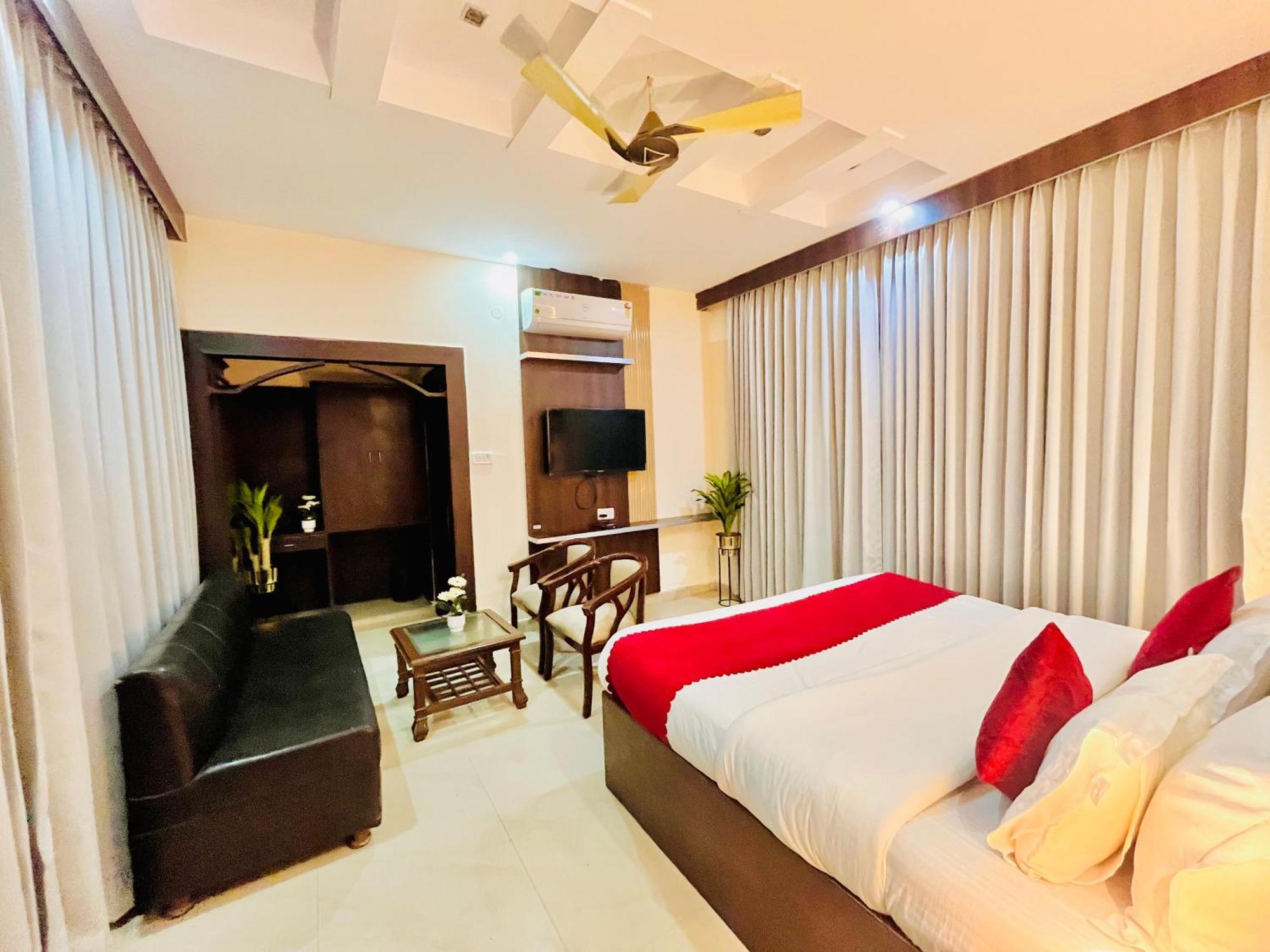 The Ramawati - A Four Star Luxury Hotel Near Ganga Ghat Haridwār Esterno foto