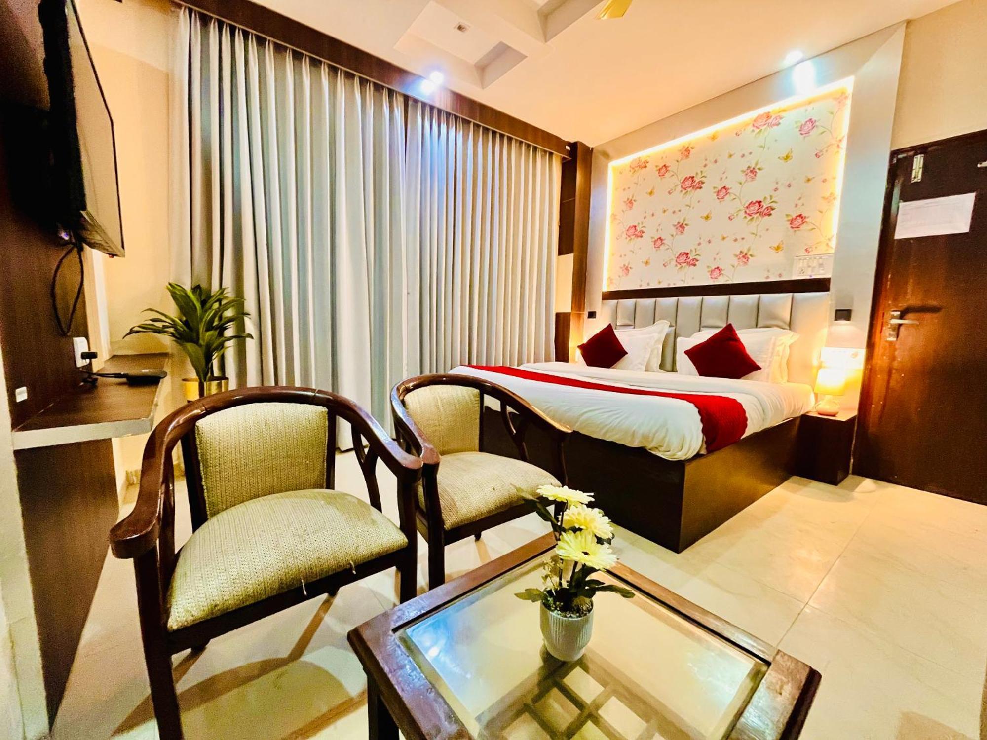 The Ramawati - A Four Star Luxury Hotel Near Ganga Ghat Haridwār Esterno foto