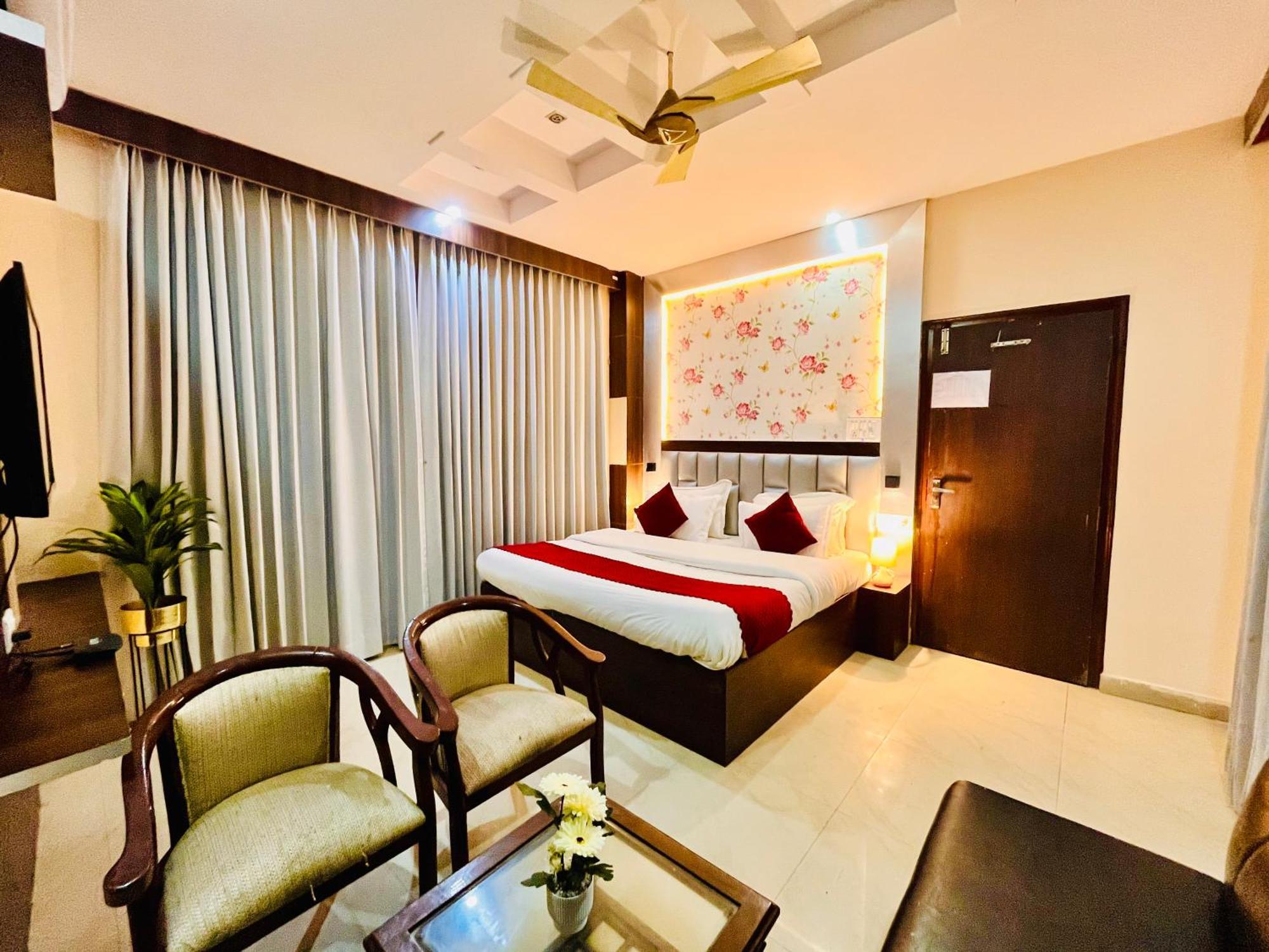 The Ramawati - A Four Star Luxury Hotel Near Ganga Ghat Haridwār Esterno foto