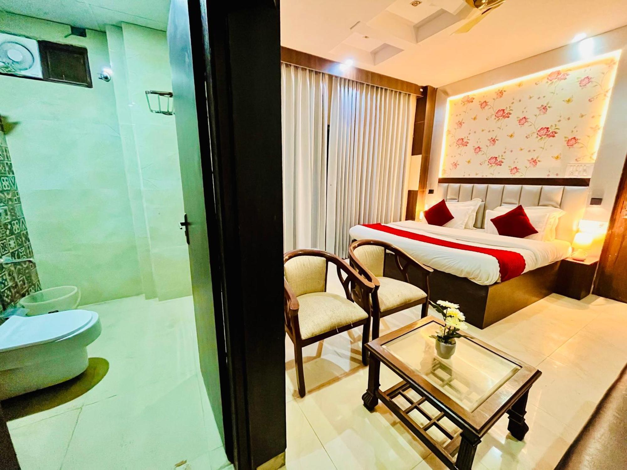 The Ramawati - A Four Star Luxury Hotel Near Ganga Ghat Haridwār Esterno foto