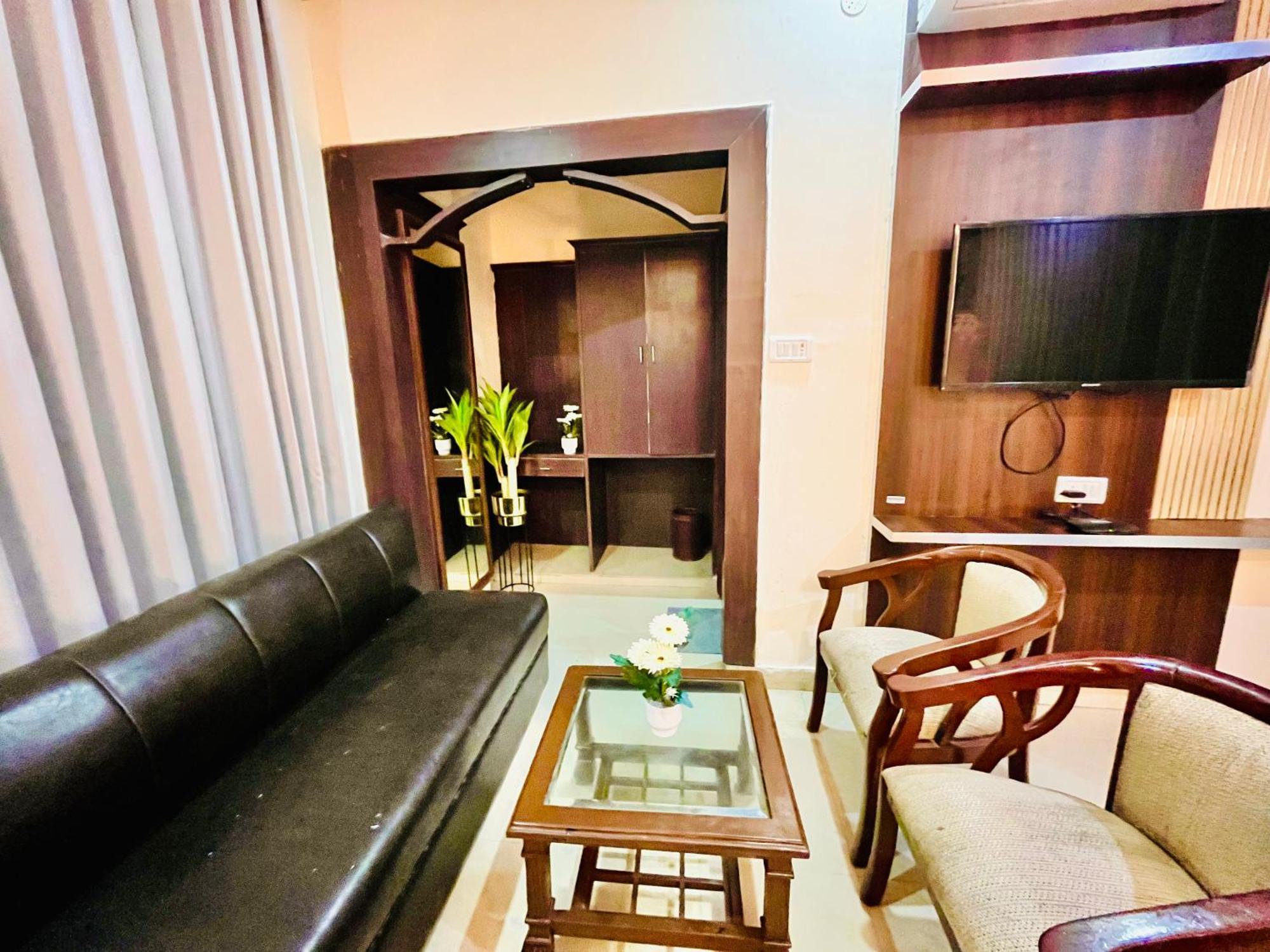 The Ramawati - A Four Star Luxury Hotel Near Ganga Ghat Haridwār Esterno foto
